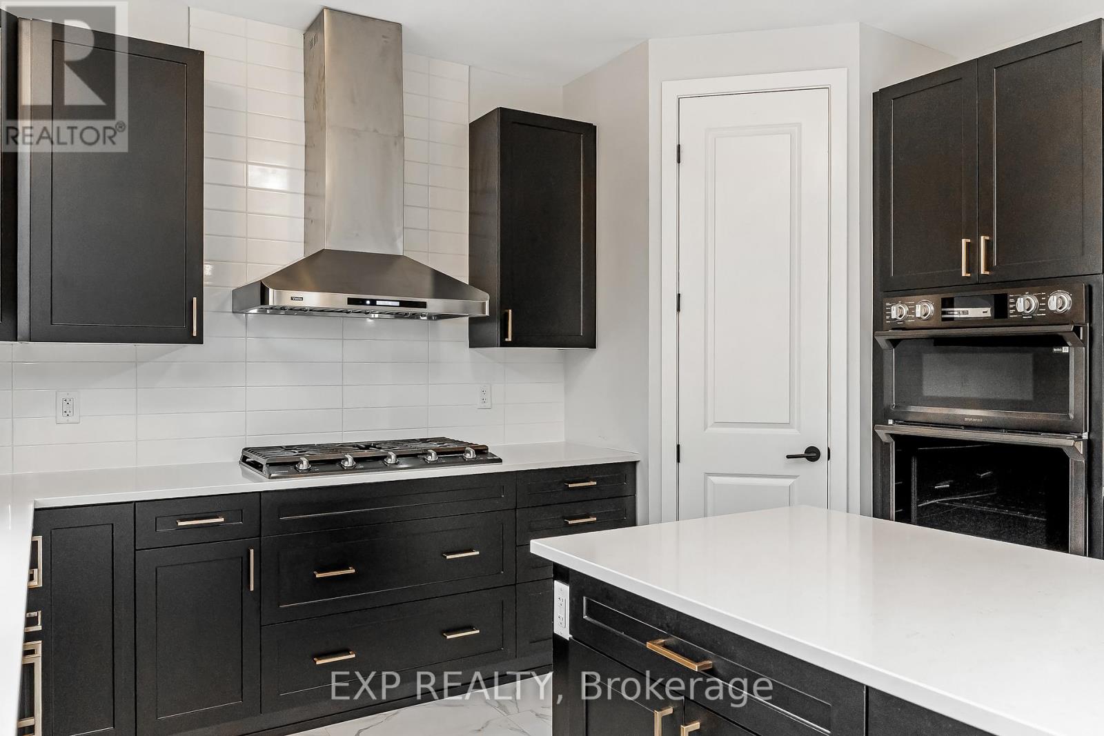 256 Antler Court, Mississippi Mills, Ontario  K0A 1A0 - Photo 17 - X12534918