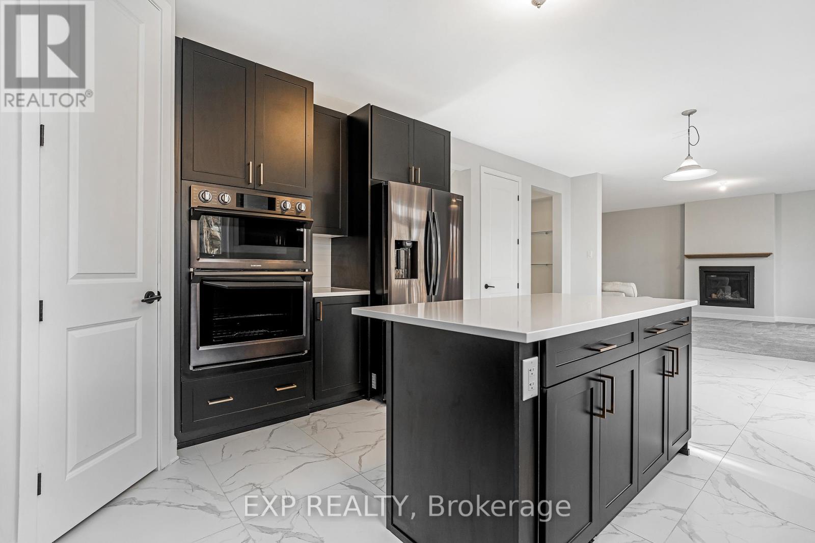 256 Antler Court, Mississippi Mills, Ontario  K0A 1A0 - Photo 18 - X12534918