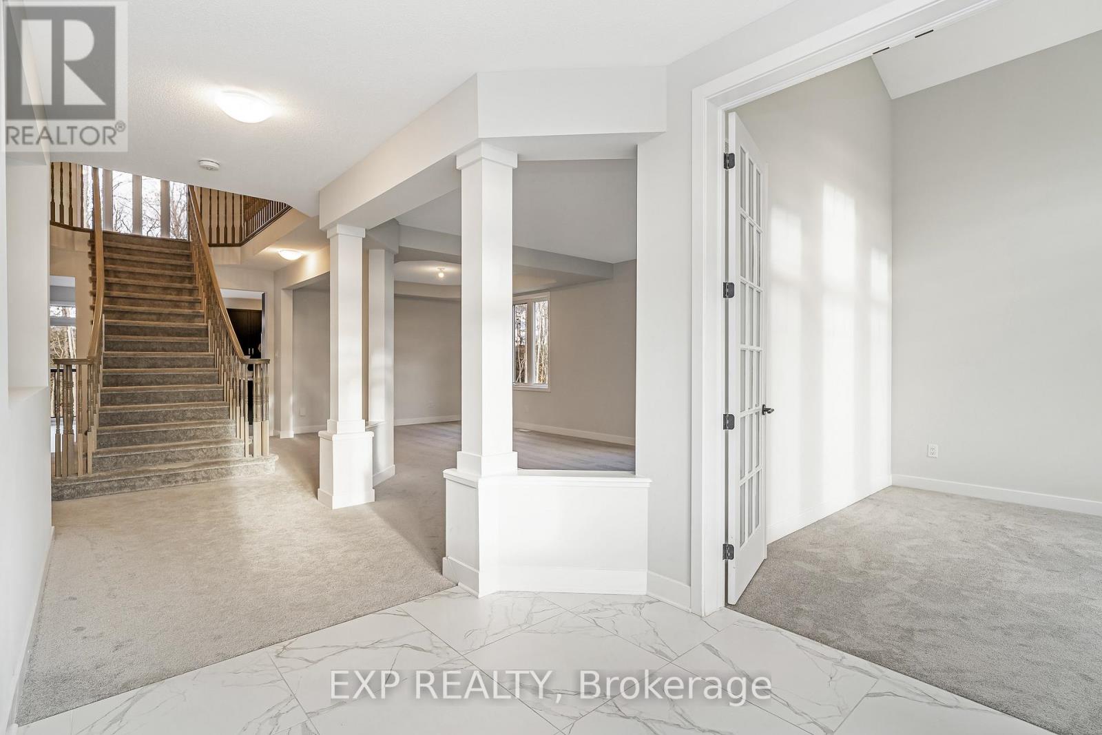 256 Antler Court, Mississippi Mills, Ontario  K0A 1A0 - Photo 3 - X12534918