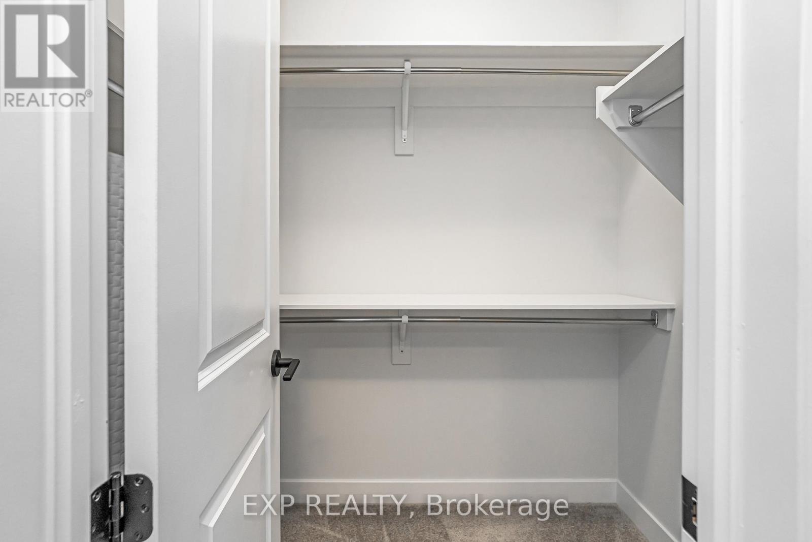 256 Antler Court, Mississippi Mills, Ontario  K0A 1A0 - Photo 33 - X12534918