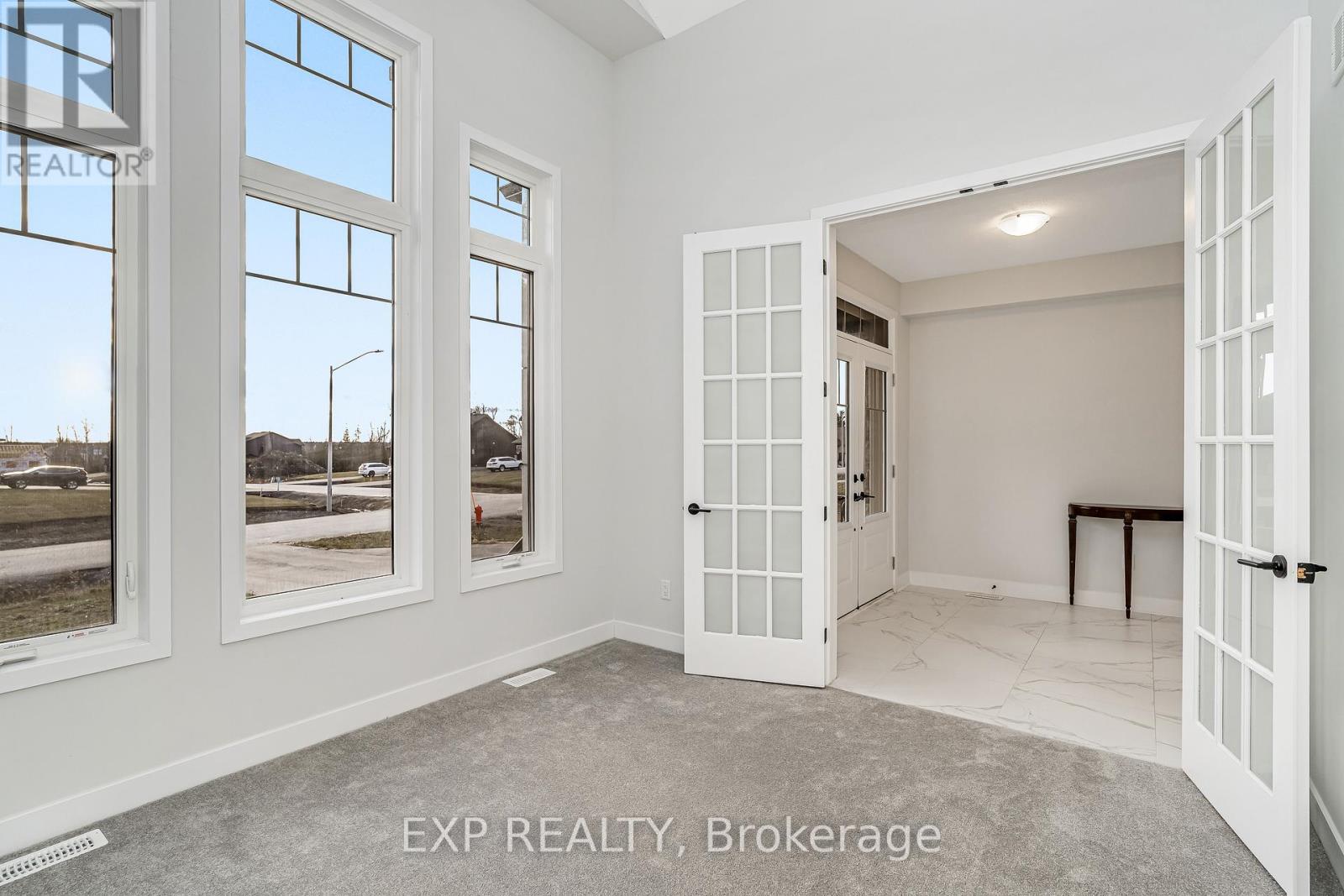 256 Antler Court, Mississippi Mills, Ontario  K0A 1A0 - Photo 5 - X12534918