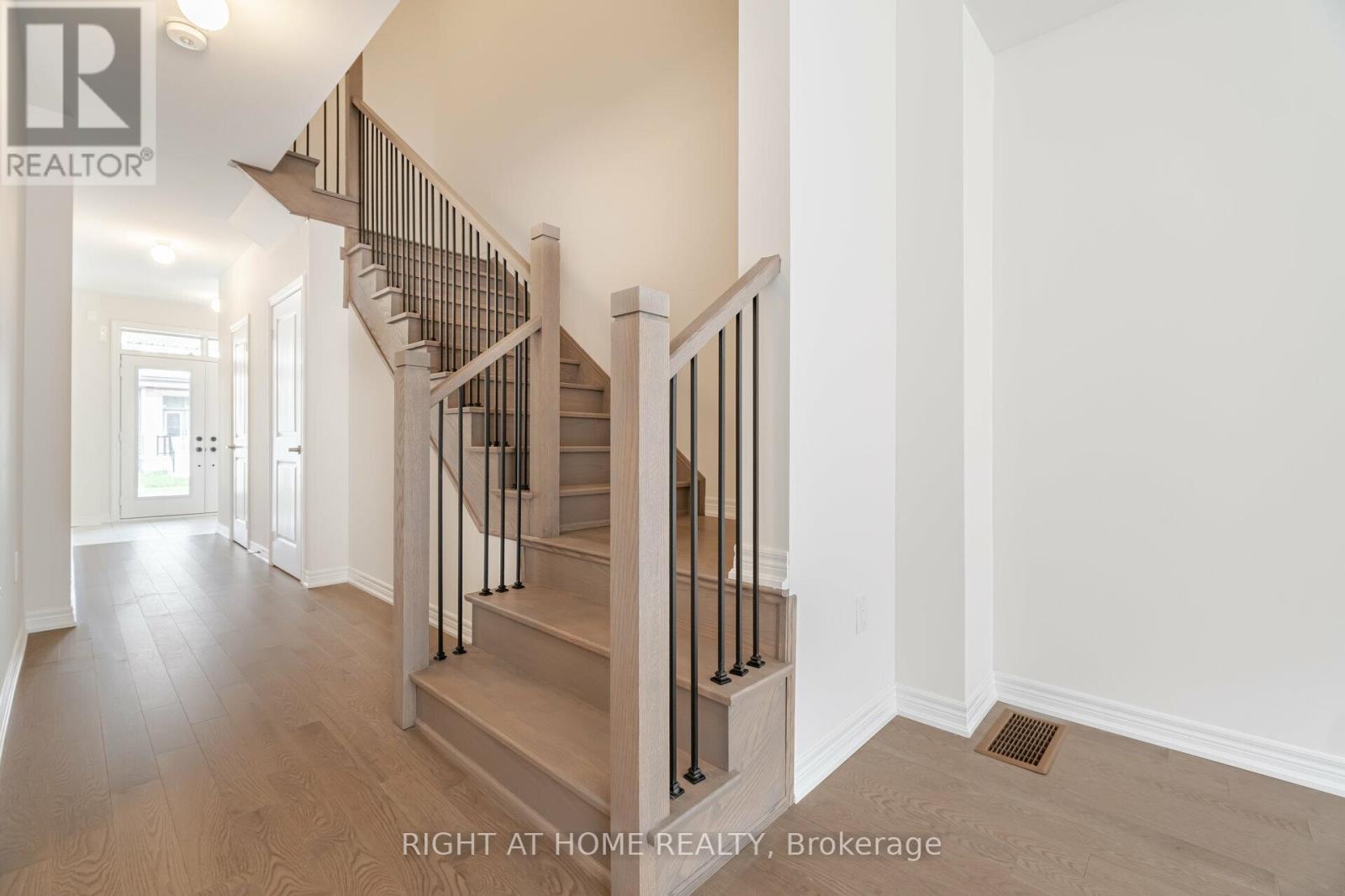 77 Singhampton Road, Vaughan, Ontario  L4H 3N5 - Photo 23 - N12531548