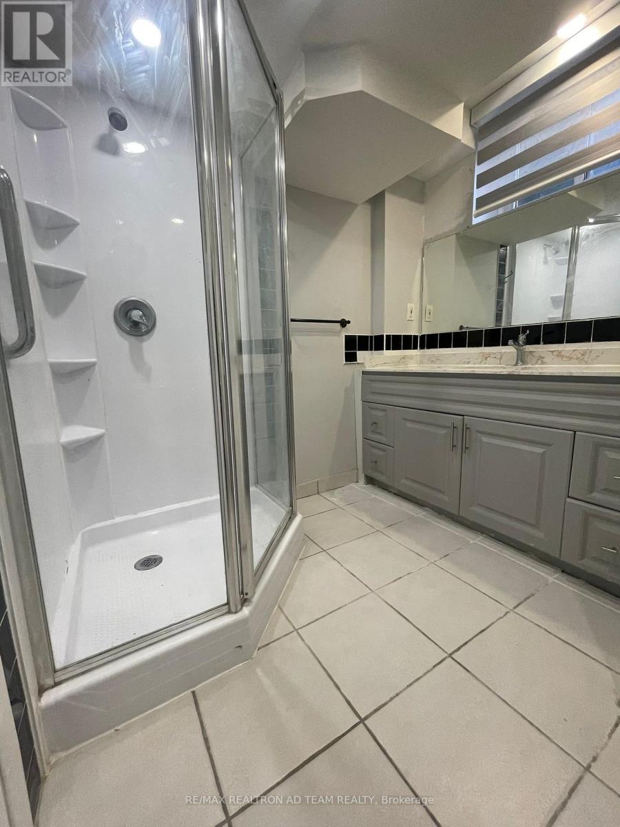Basement - 2365 Bostock Crescent, Mississauga, Ontario  L5J 3S8 - Photo 17 - W12480291