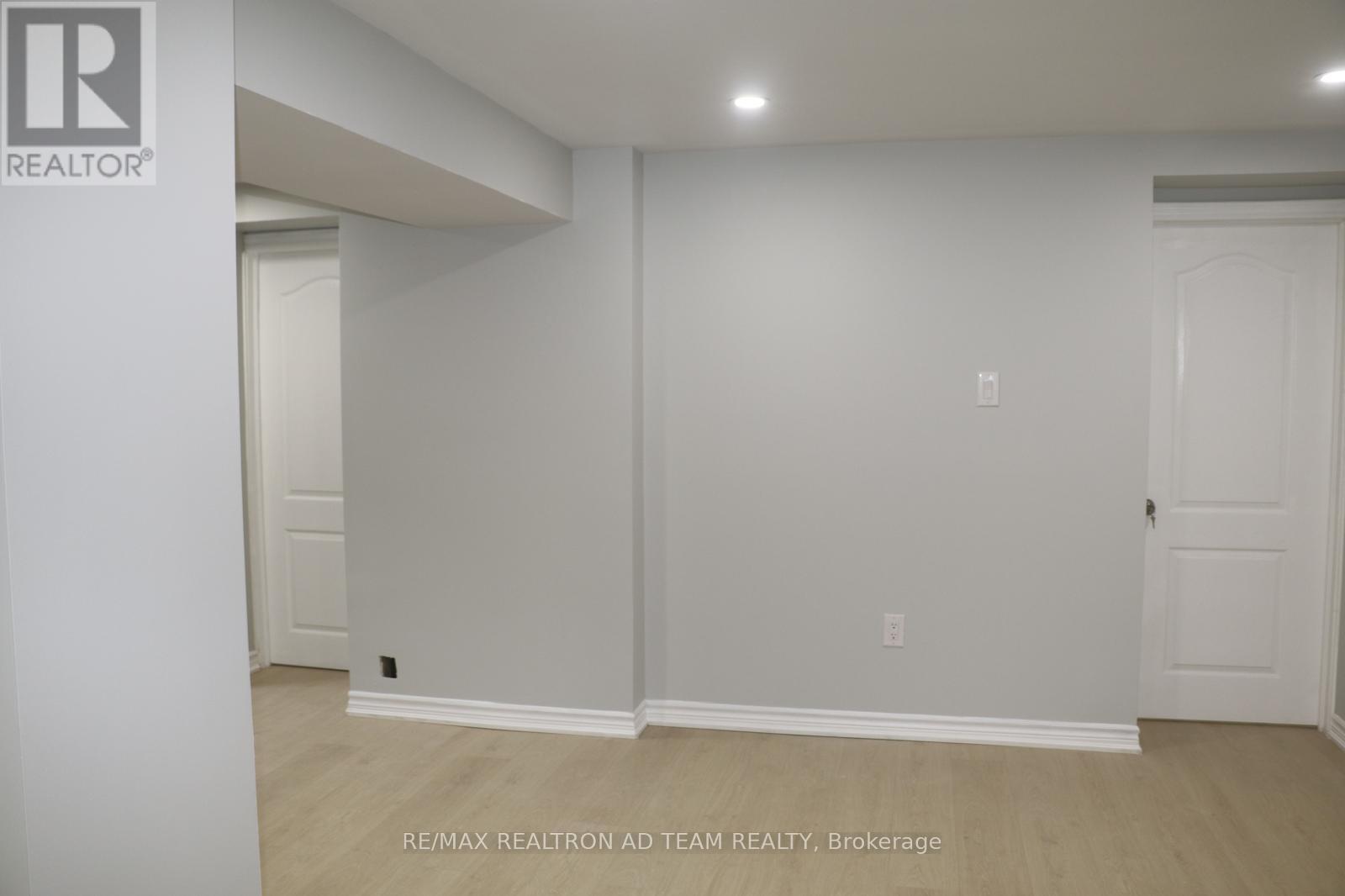Basement - 2365 Bostock Crescent, Mississauga, Ontario  L5J 3S8 - Photo 10 - W12480291