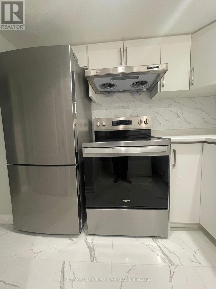 Basement - 2365 Bostock Crescent, Mississauga, Ontario  L5J 3S8 - Photo 4 - W12480291