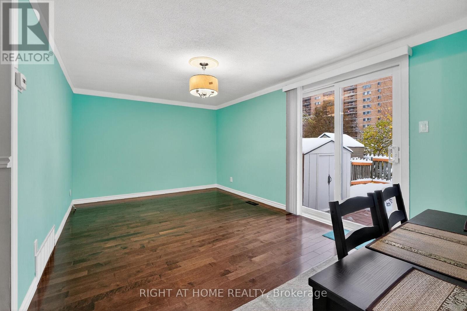 95 - 1474 Heatherington Road, Ottawa, Ontario  K1V 6S1 - Photo 17 - X12534580