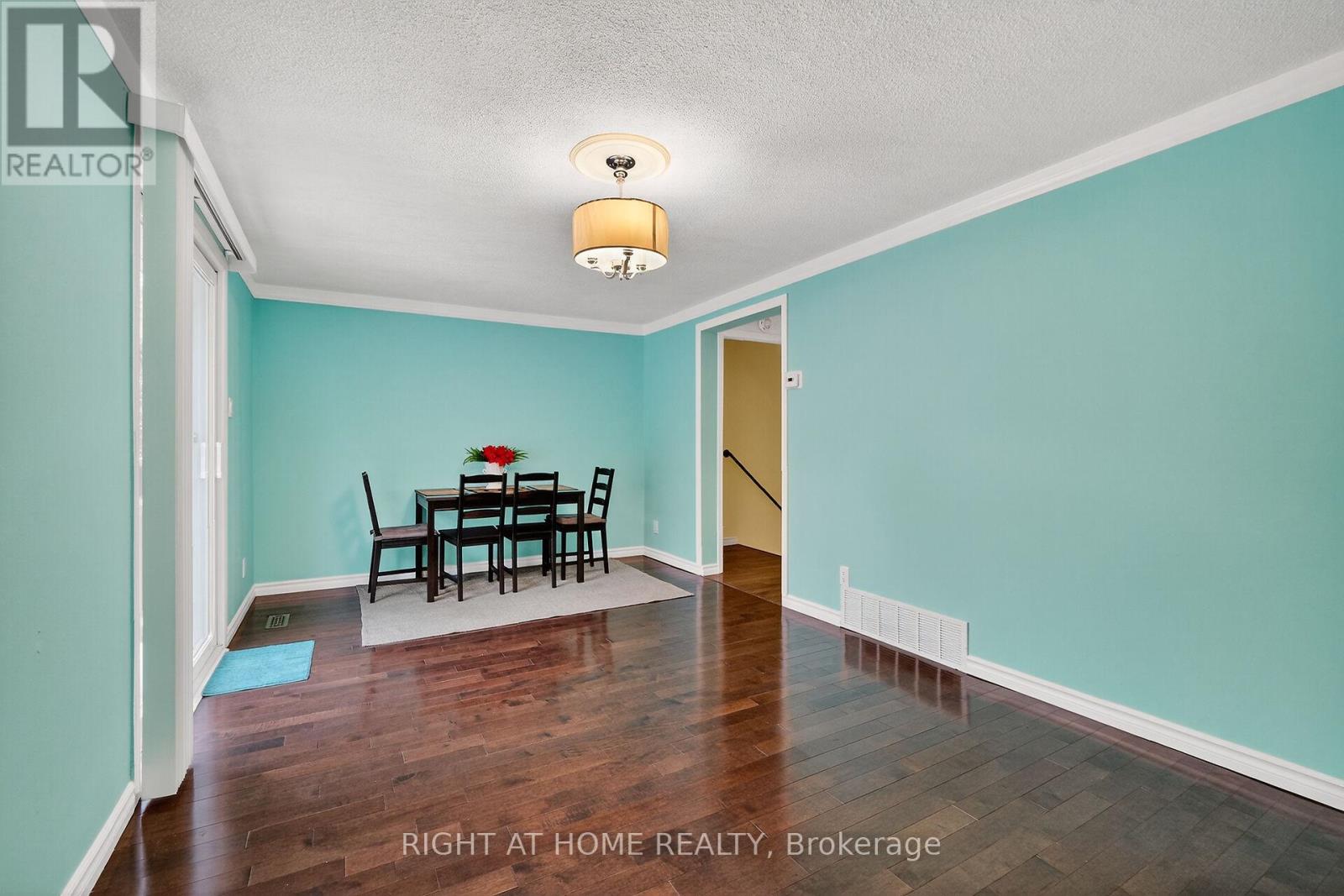 95 - 1474 Heatherington Road, Ottawa, Ontario  K1V 6S1 - Photo 15 - X12534580