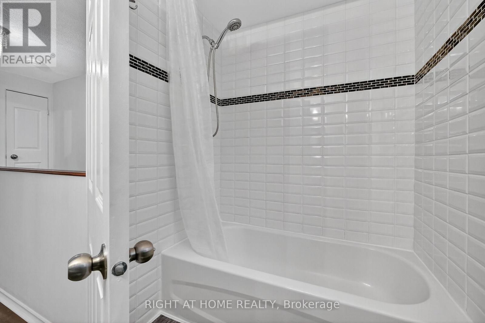 95 - 1474 Heatherington Road, Ottawa, Ontario  K1V 6S1 - Photo 24 - X12534580