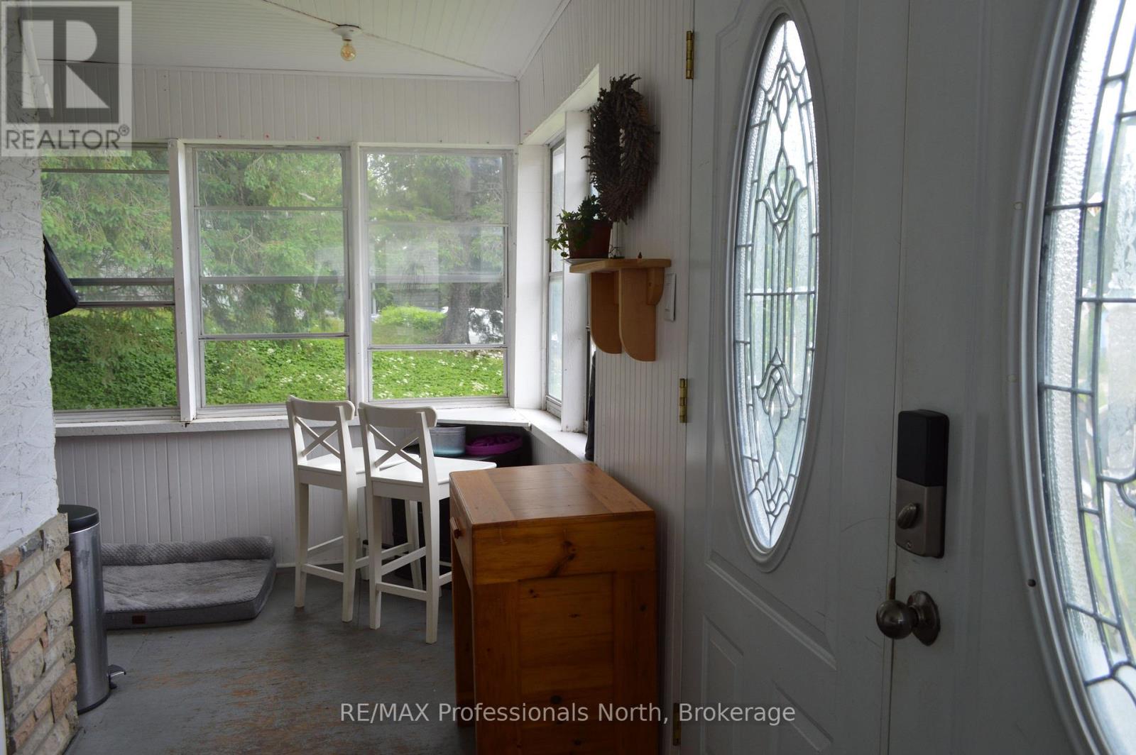 72 Bobcaygeon Road, Minden Hills, Ontario K0M 2K0 - Photo 7 - X12534820