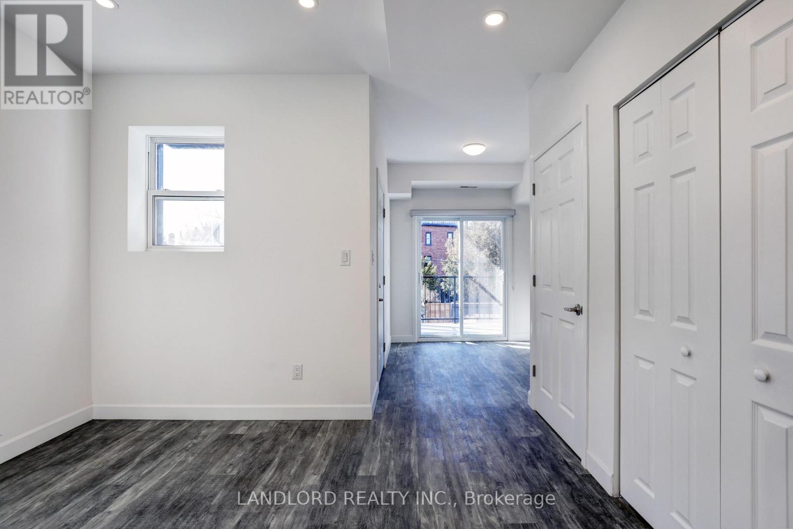 B - 620 Bathurst Street, Toronto, Ontario  M5S 2R1 - Photo 9 - C12534794