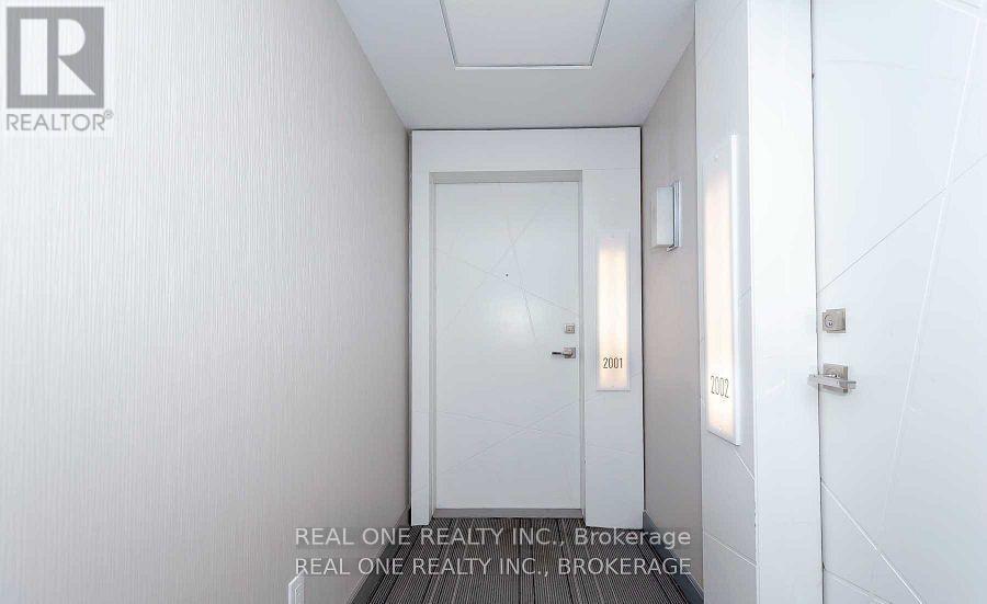 2001 - 12 York Street, Toronto, Ontario  M5J 0A9 - Photo 3 - C12534796