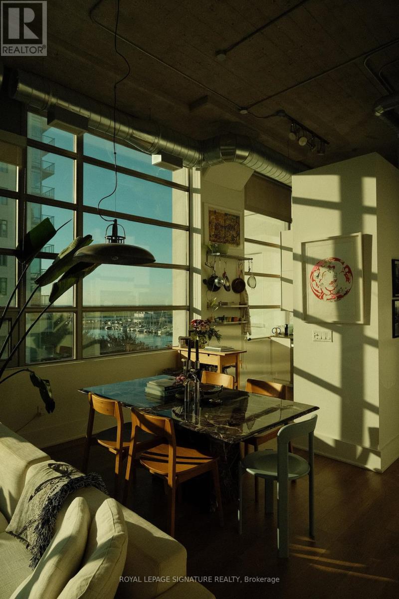 404 - 637 Lake Shore Boulevard W, Toronto, Ontario  M5V 3J6 - Photo 5 - C12534818