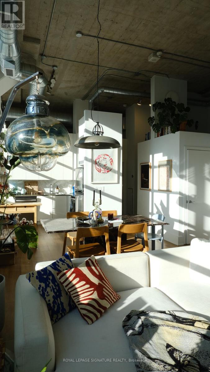 404 - 637 Lake Shore Boulevard W, Toronto, Ontario  M5V 3J6 - Photo 6 - C12534818