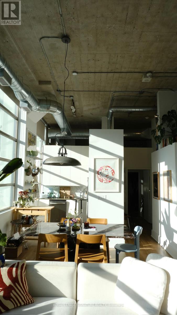 404 - 637 Lake Shore Boulevard W, Toronto, Ontario  M5V 3J6 - Photo 8 - C12534818