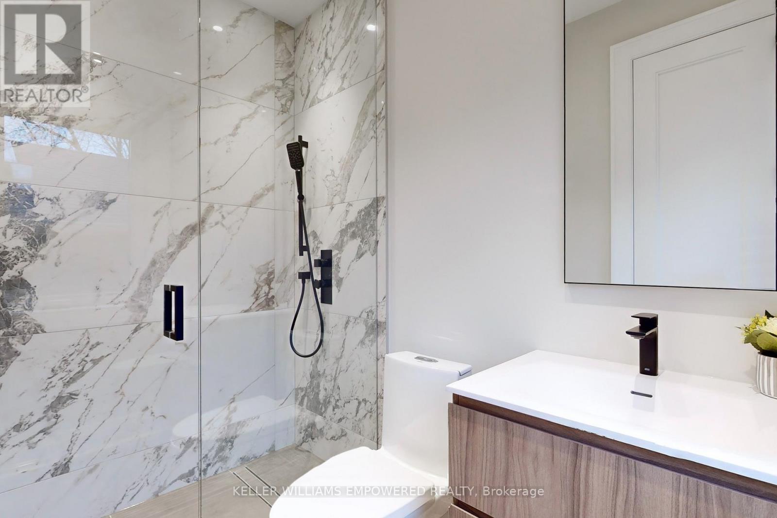 127 Joicey Boulevard, Toronto, Ontario  M5M 2T8 - Photo 36 - C12534848