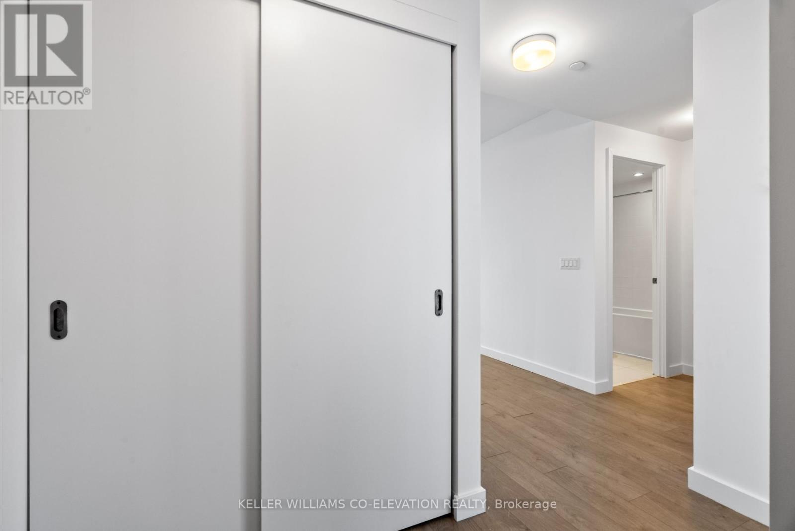 507 - 109 Vaughan Road, Toronto, Ontario  M6C 0B1 - Photo 2 - C12534880