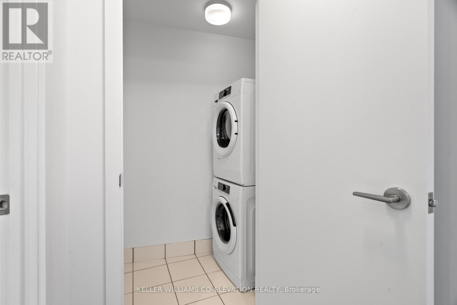 507 - 109 Vaughan Road, Toronto, Ontario  M6C 0B1 - Photo 9 - C12534880