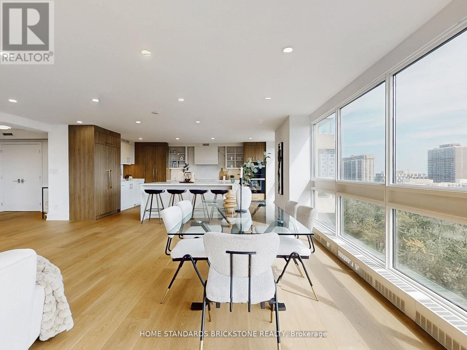 1102 - 61 St Clair Avenue W, Toronto, Ontario  M4V 2Y8 - Photo 12 - C12534890