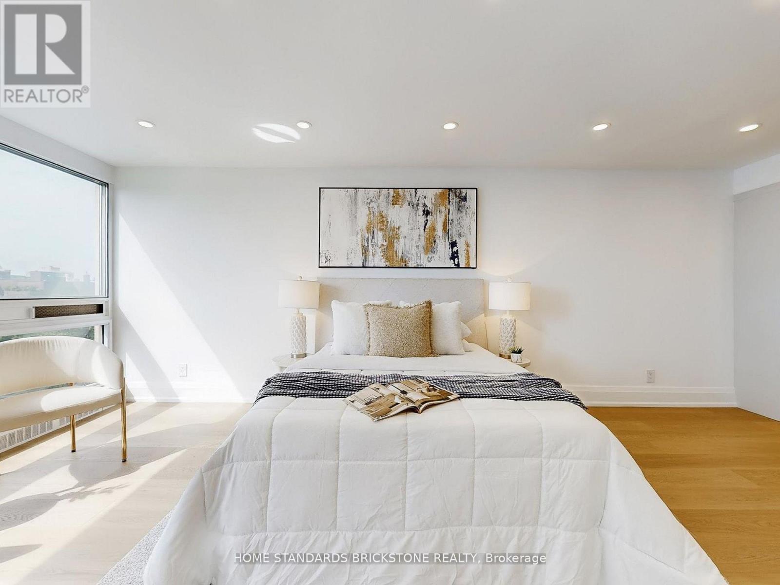 1102 - 61 St Clair Avenue W, Toronto, Ontario  M4V 2Y8 - Photo 25 - C12534890