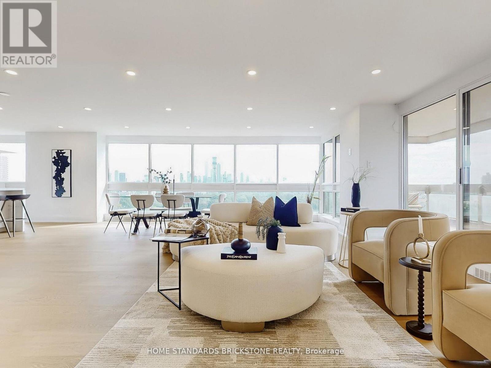 1102 - 61 St Clair Avenue W, Toronto, Ontario  M4V 2Y8 - Photo 7 - C12534890