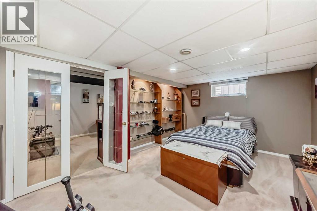 126 Springwood Drive Sw, Calgary, Alberta  T2W 0K5 - Photo 24 - A2261893