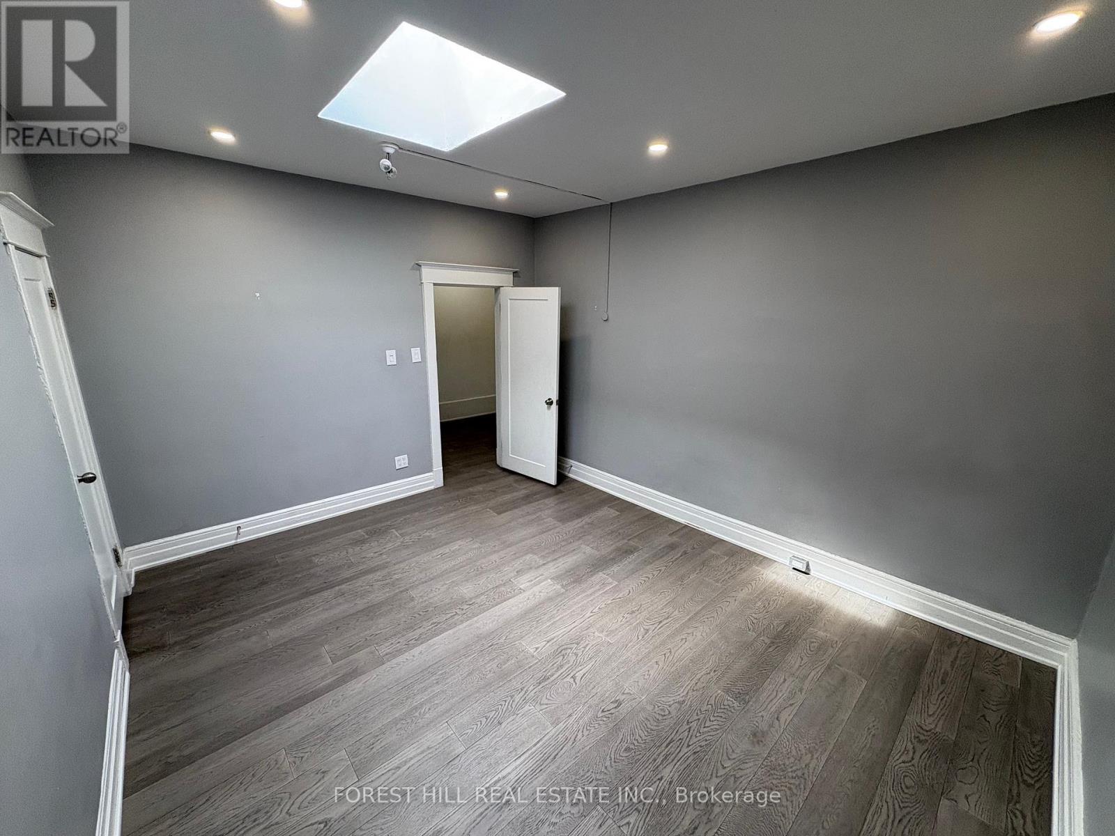 722a Queen Street E, Toronto, Ontario  M4M 1H2 - Photo 5 - E12534768