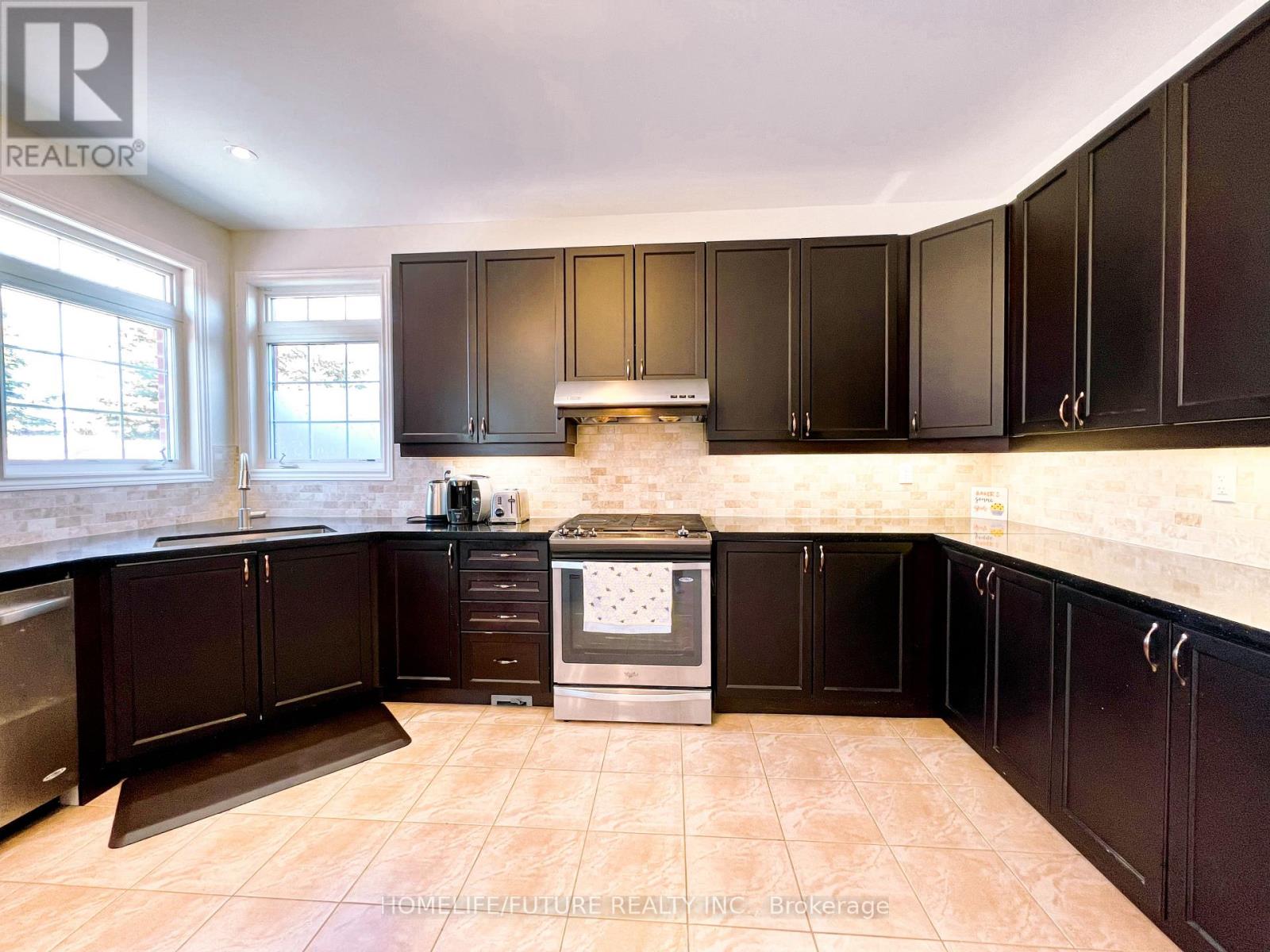 Main - 2040 Magee Court, Oshawa, Ontario  L1K 0W7 - Photo 11 - E12534782