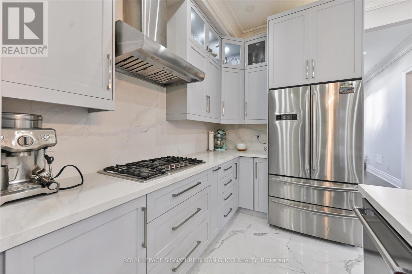 3 Holmstead Avenue, Toronto, Ontario  M4B 1S9 - Photo 12 - E12534790