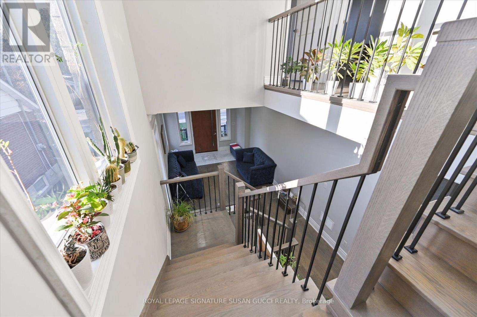 3 Holmstead Avenue, Toronto, Ontario  M4B 1S9 - Photo 22 - E12534790