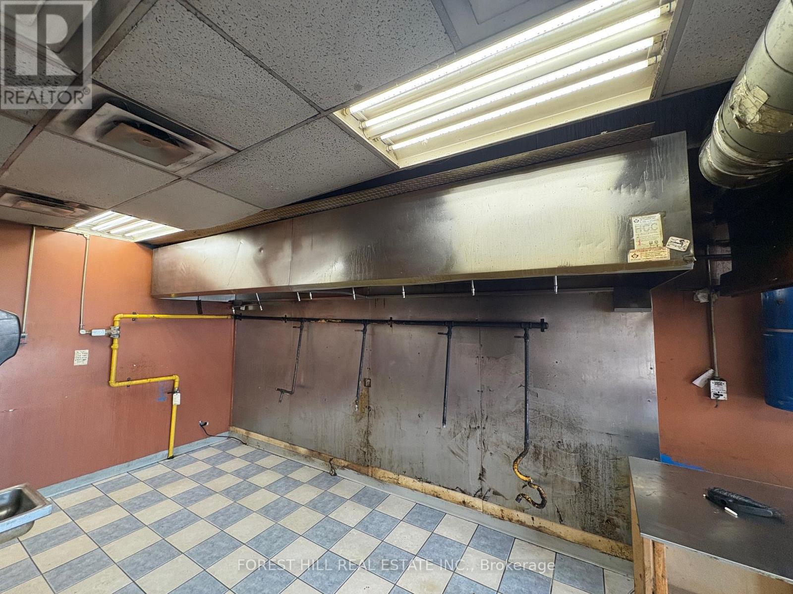 2851 Kingston Road, Toronto, Ontario  M1M 1N2 - Photo 5 - E12534840