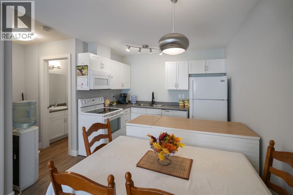 G, 5220 41 Street, Camrose, Alberta  T4V 0Z9 - Photo 6 - A2254709