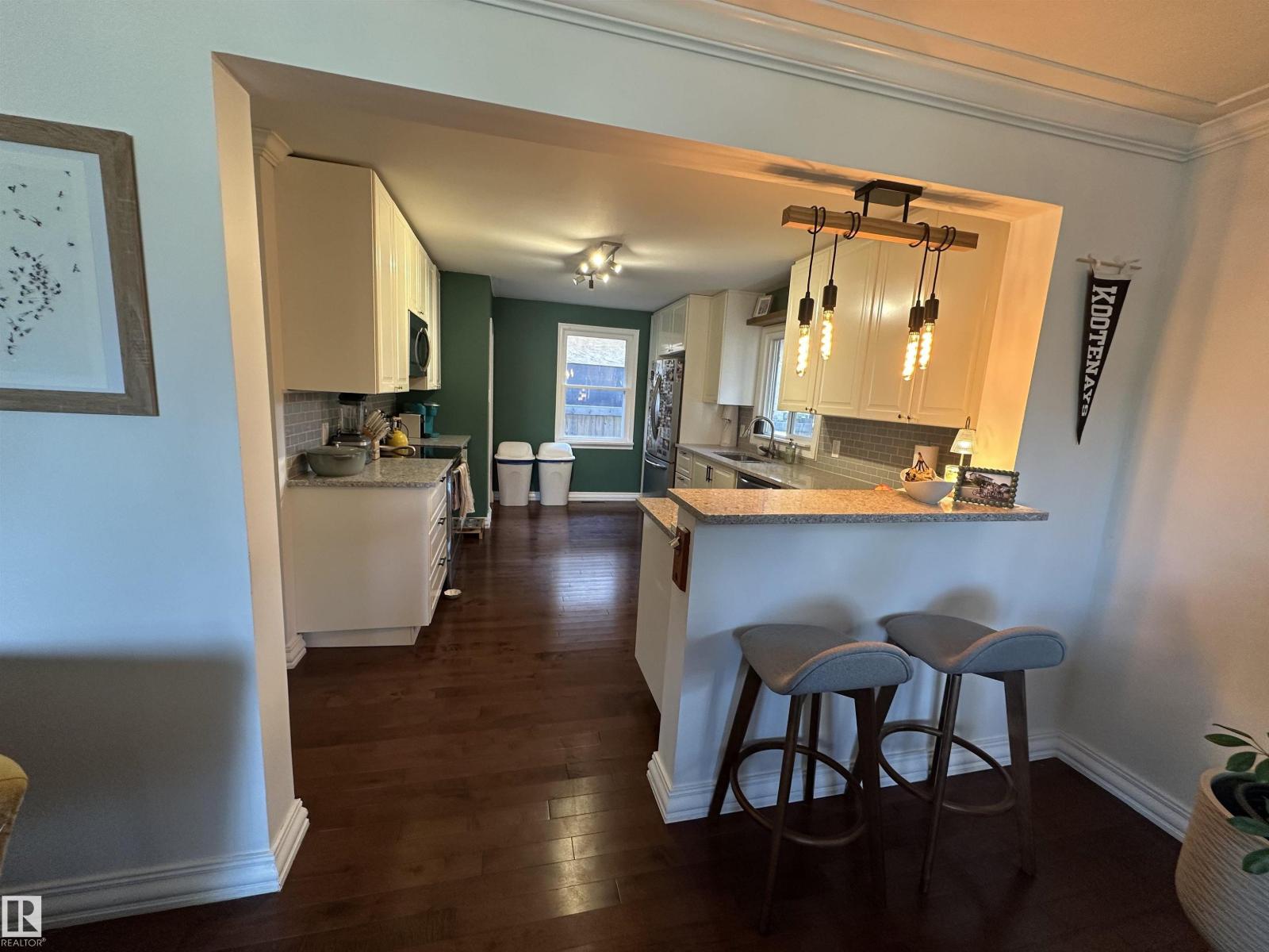 10447 81 St Nw, Edmonton, Alberta  T6A 3K9 - Photo 4 - E4462738