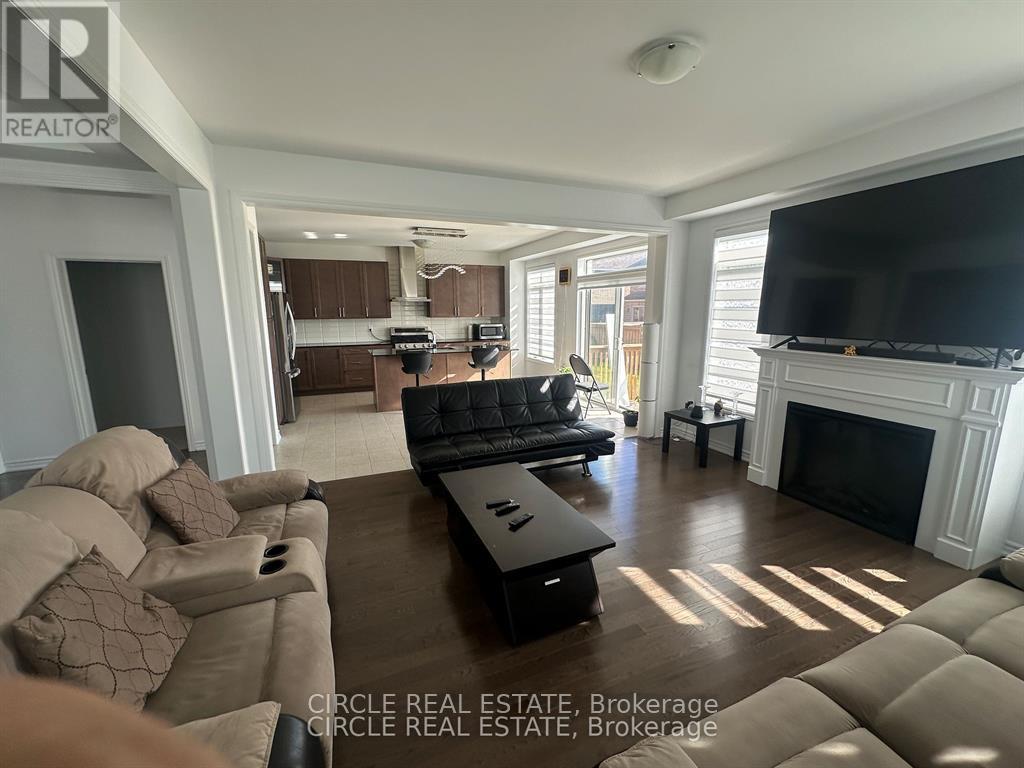 99 Parity Road, Brampton, Ontario  L6X 5S7 - Photo 22 - W12470376