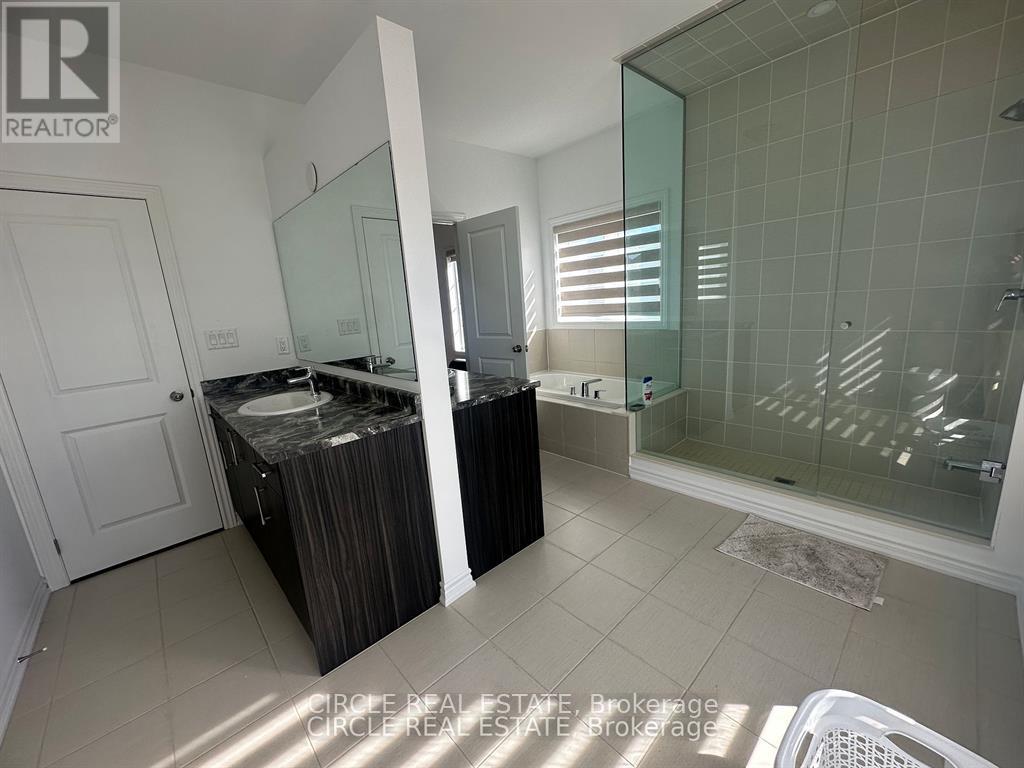 99 Parity Road, Brampton, Ontario  L6X 5S7 - Photo 24 - W12470376