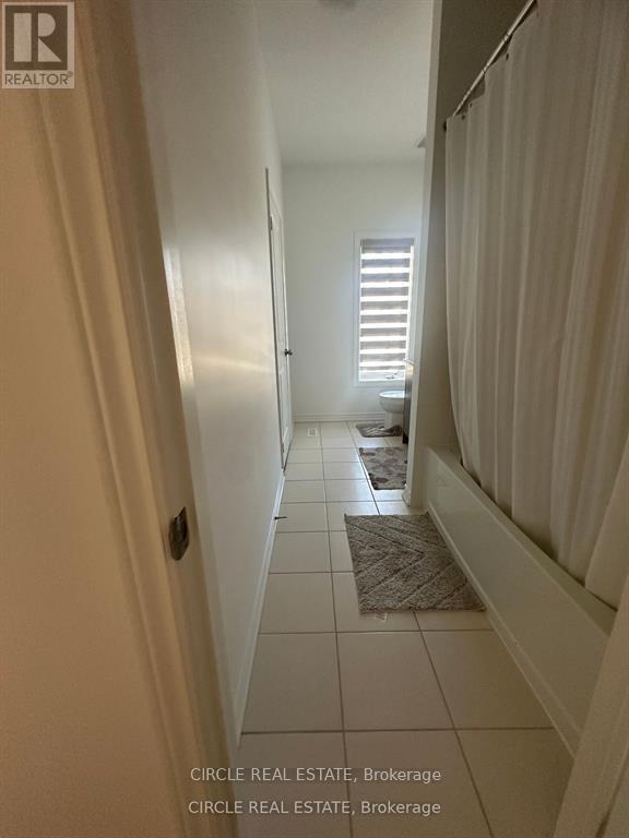 99 Parity Road, Brampton, Ontario  L6X 5S7 - Photo 14 - W12470376