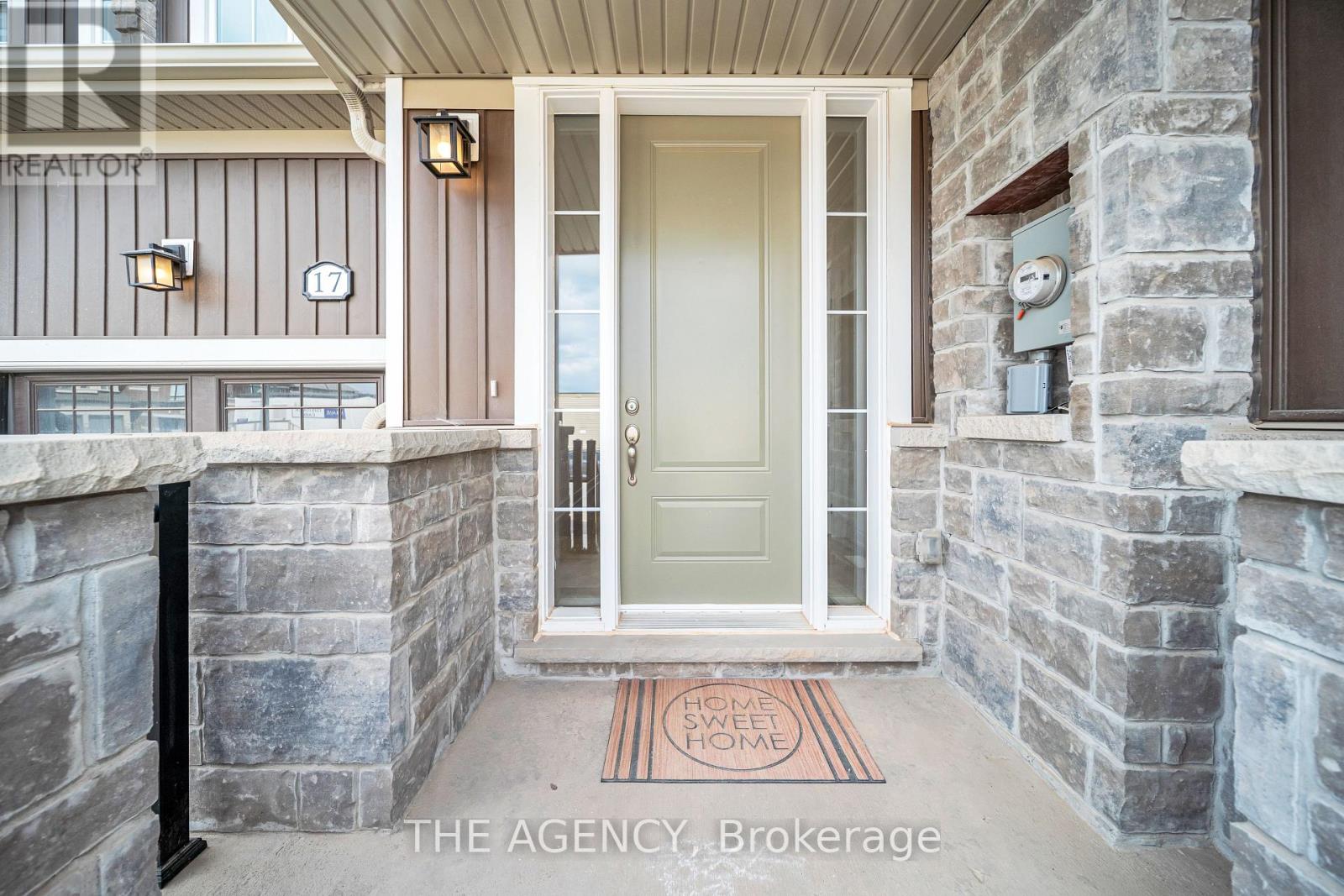 17 Steer Road, Erin, Ontario N0B 1T0 - Photo 2 - X12423892