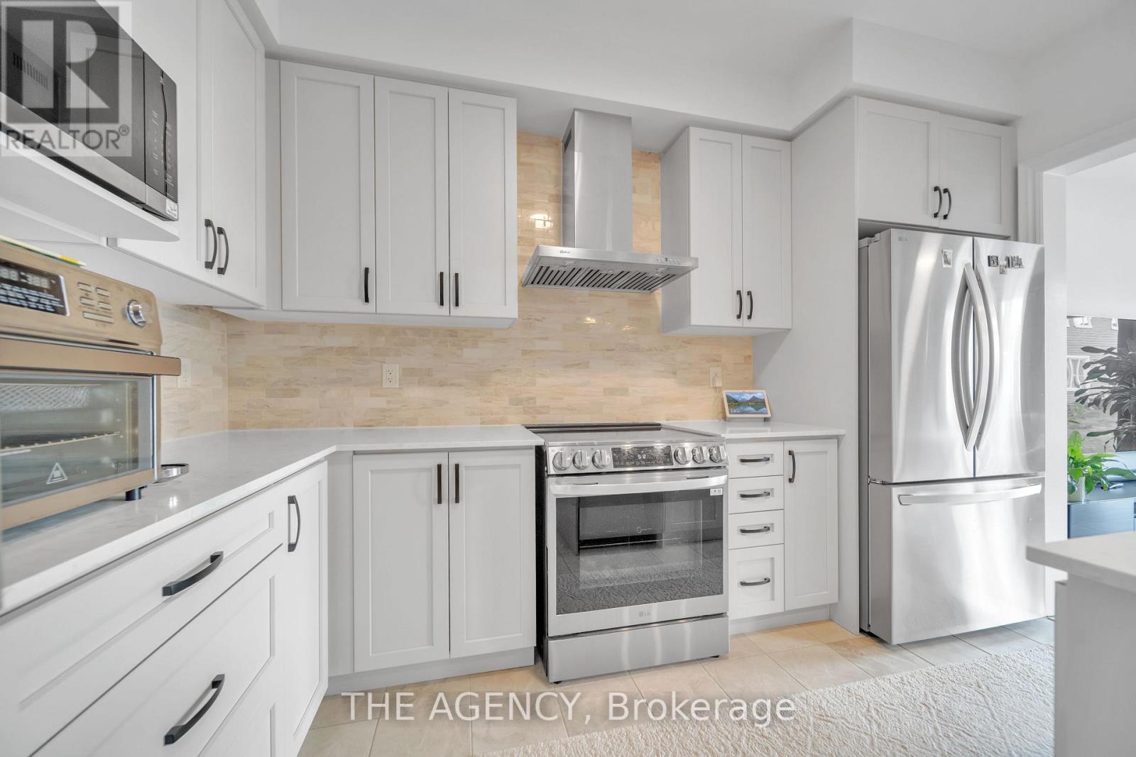 17 Steer Road, Erin, Ontario N0B 1T0 - Photo 12 - X12423892