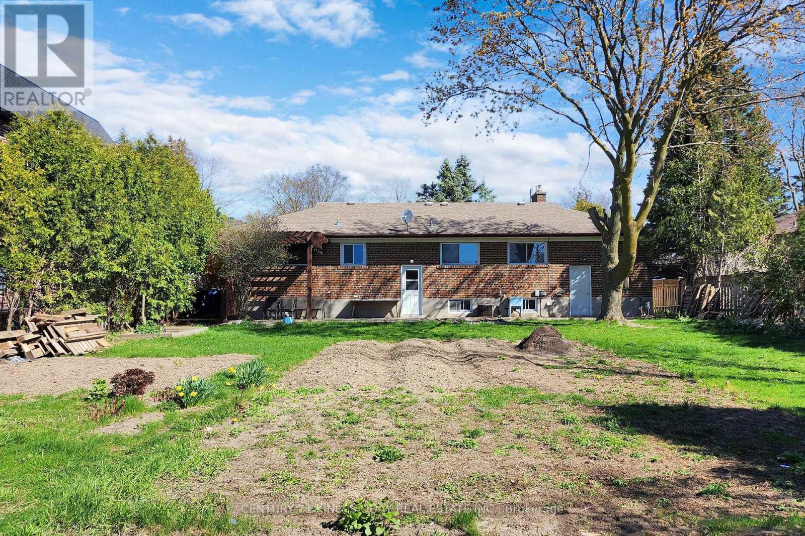 4 Honeybourne Crescent, Markham, Ontario  L3P 1P3 - Photo 34 - N12534914