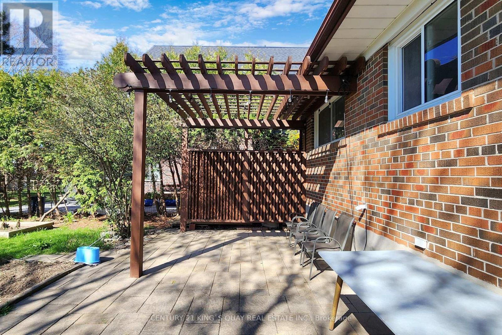 4 Honeybourne Crescent, Markham, Ontario  L3P 1P3 - Photo 35 - N12534914