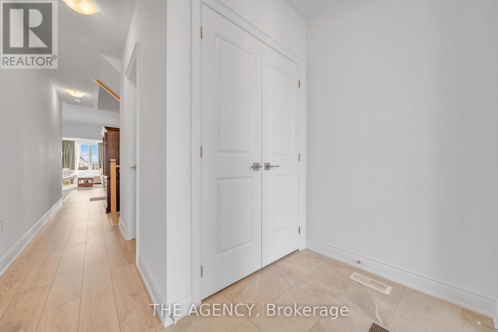 17 Steer Road, Erin, Ontario N0B 1T0 - Photo 5 - X12423892