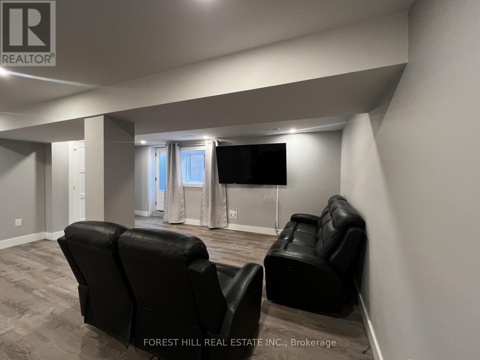 Lower - 181 Johnson Street, Barrie, Ontario  L4M 6B1 - Photo 11 - S12534922