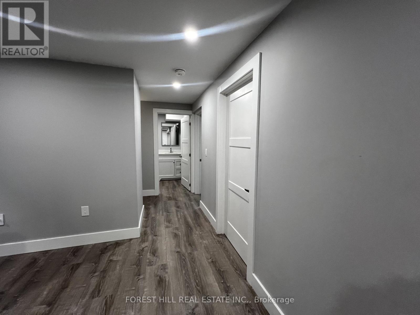 Lower - 181 Johnson Street, Barrie, Ontario  L4M 6B1 - Photo 17 - S12534922