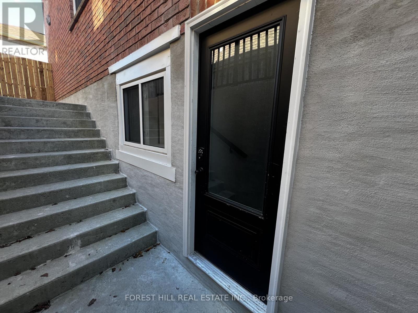 Lower - 181 Johnson Street, Barrie, Ontario  L4M 6B1 - Photo 7 - S12534922