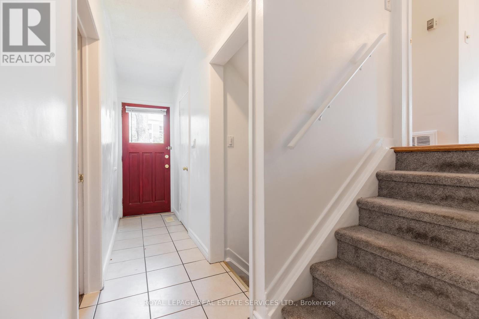 75 Upwood Avenue, Toronto, Ontario  M6L 3A4 - Photo 20 - W12534830