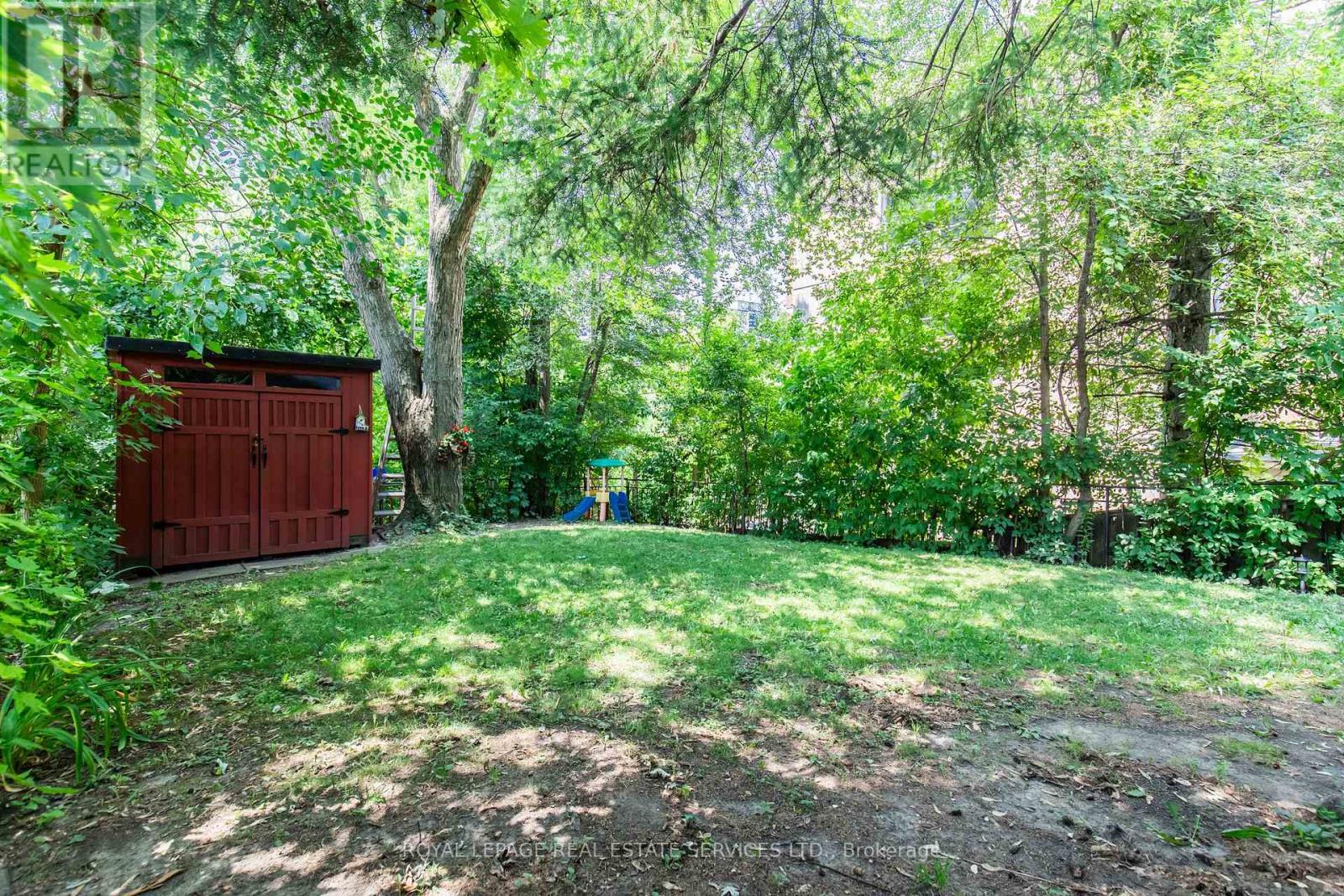 75 Upwood Avenue, Toronto, Ontario  M6L 3A4 - Photo 46 - W12534830