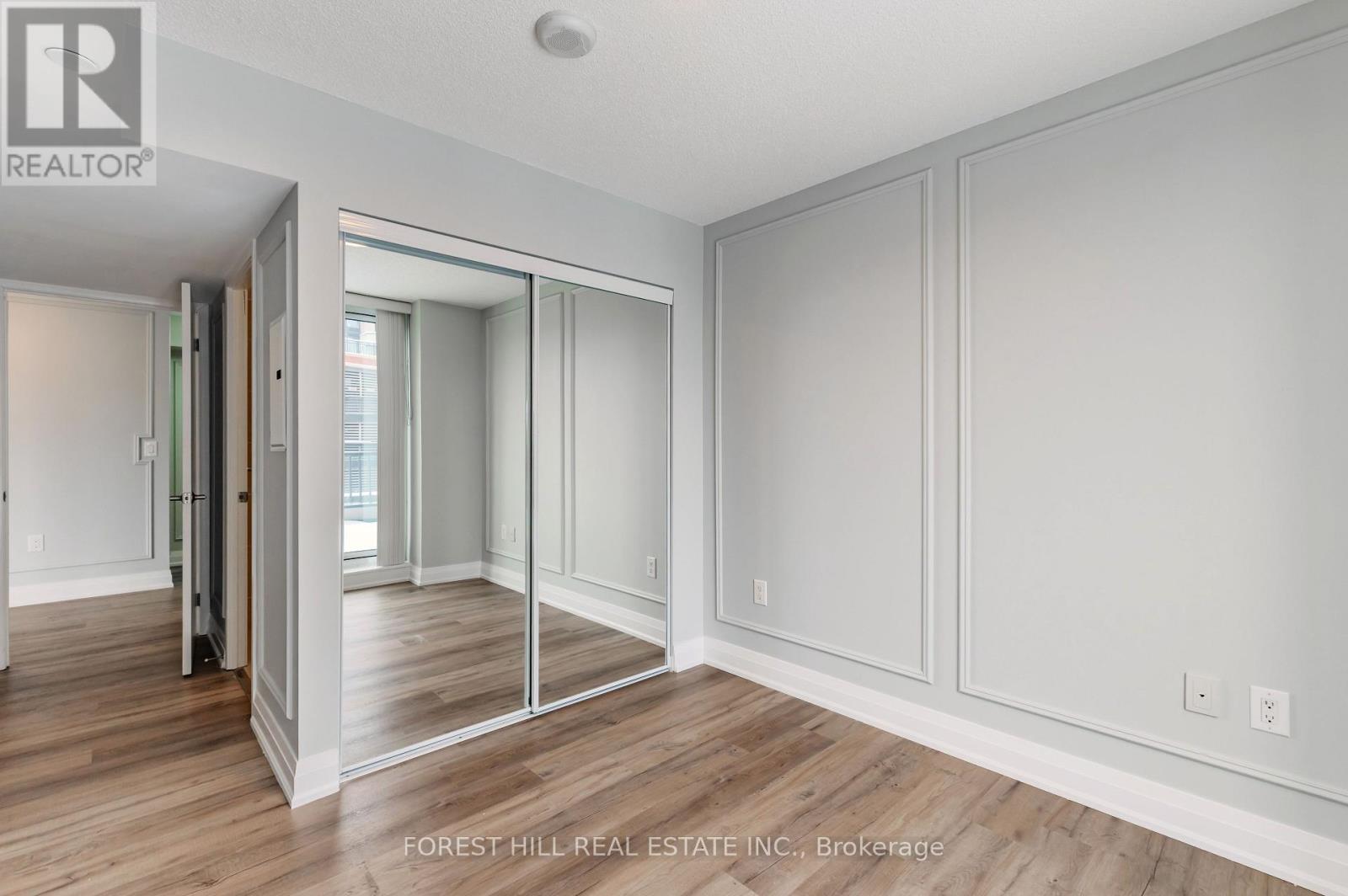 734 - 830 Lawrence Avenue W, Toronto, Ontario  M6A 0A2 - Photo 13 - W12534832