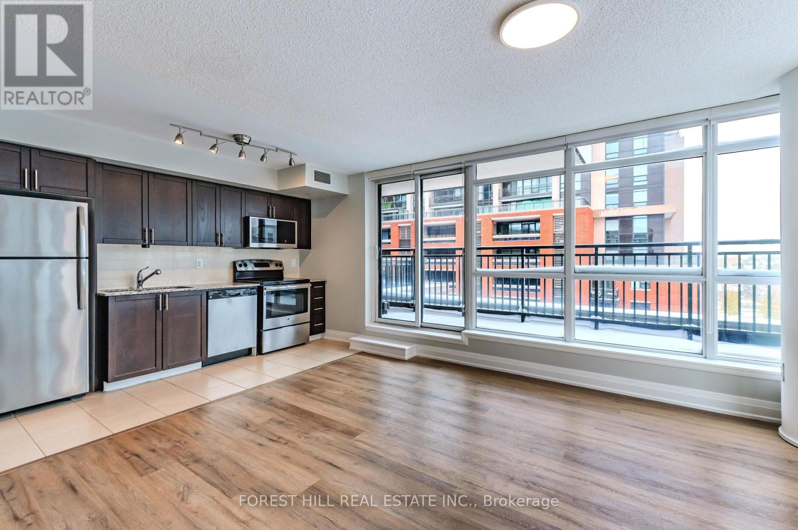 734 - 830 Lawrence Avenue W, Toronto, Ontario  M6A 0A2 - Photo 5 - W12534832