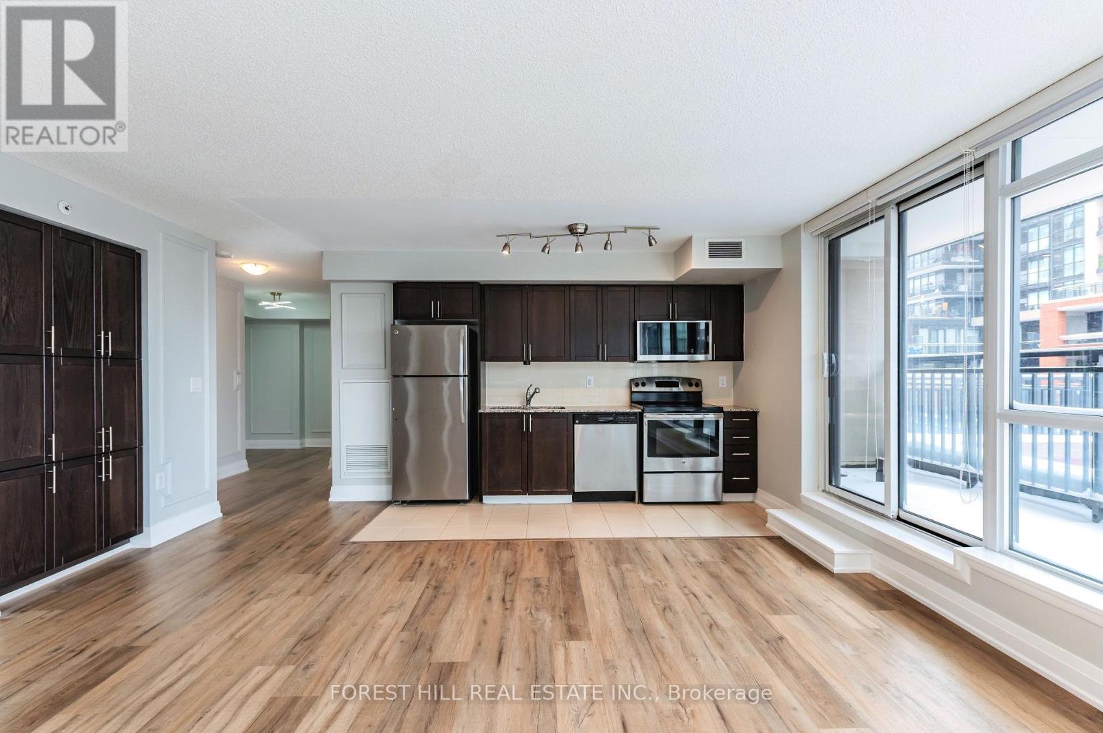 734 - 830 Lawrence Avenue W, Toronto, Ontario  M6A 0A2 - Photo 6 - W12534832