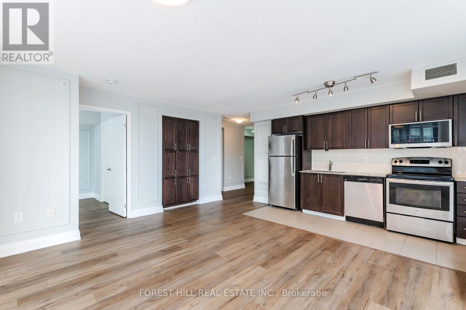 734 - 830 Lawrence Avenue W, Toronto, Ontario  M6A 0A2 - Photo 7 - W12534832