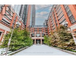 734 - 830 Lawrence Avenue W, Toronto (Yorkdale-Glen Park), Ca